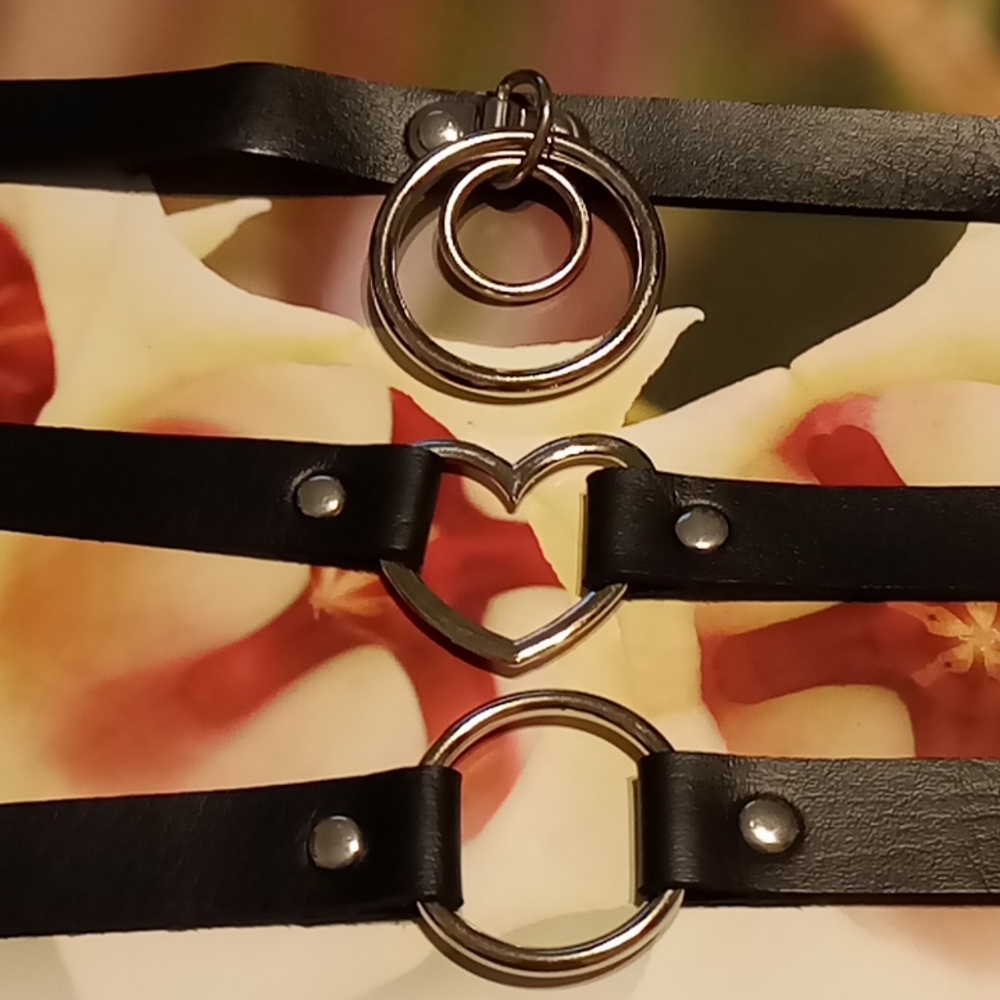Choker Trio
